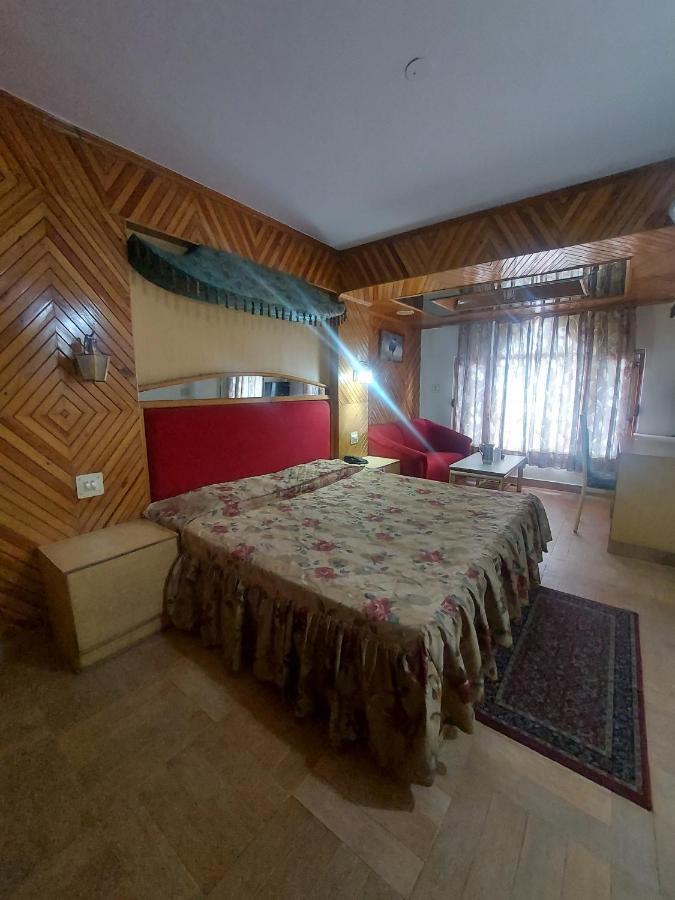 Brightland Hotel Shimla Luaran gambar