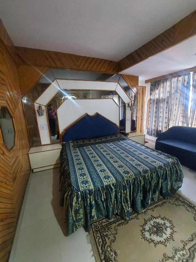 Brightland Hotel Shimla Luaran gambar