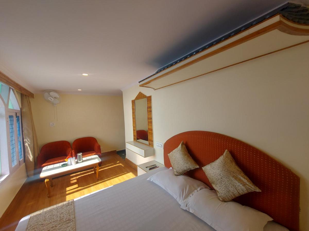 Brightland Hotel Shimla Luaran gambar