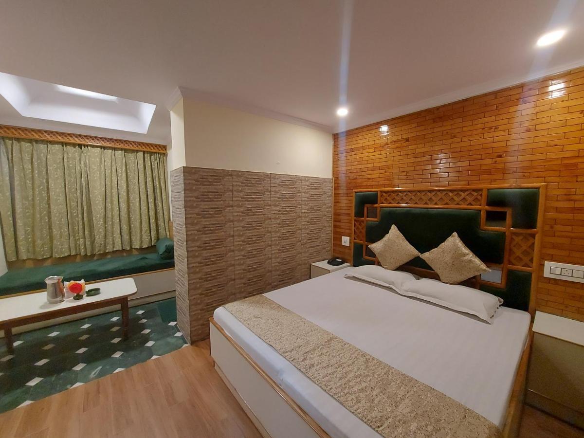 Brightland Hotel Shimla Luaran gambar