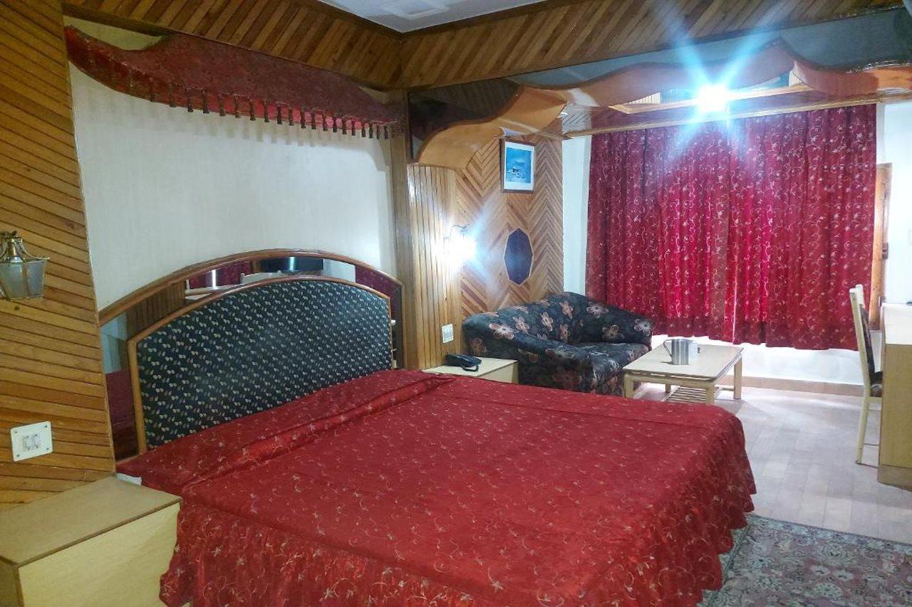 Brightland Hotel Shimla Luaran gambar